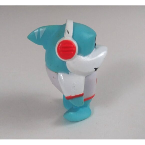 Bonkers Ryan's World Micro Mystery Figure Lifeguard Gill Shark 2" Toy Figure - Picture 2 of 6